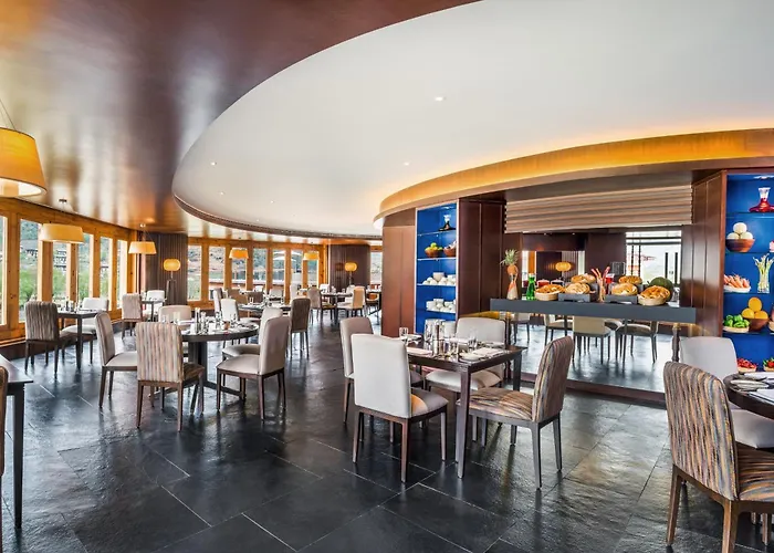 Le Meridien Paro Riverfront